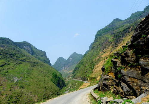 Impression of Ha Giang rocky mountain
